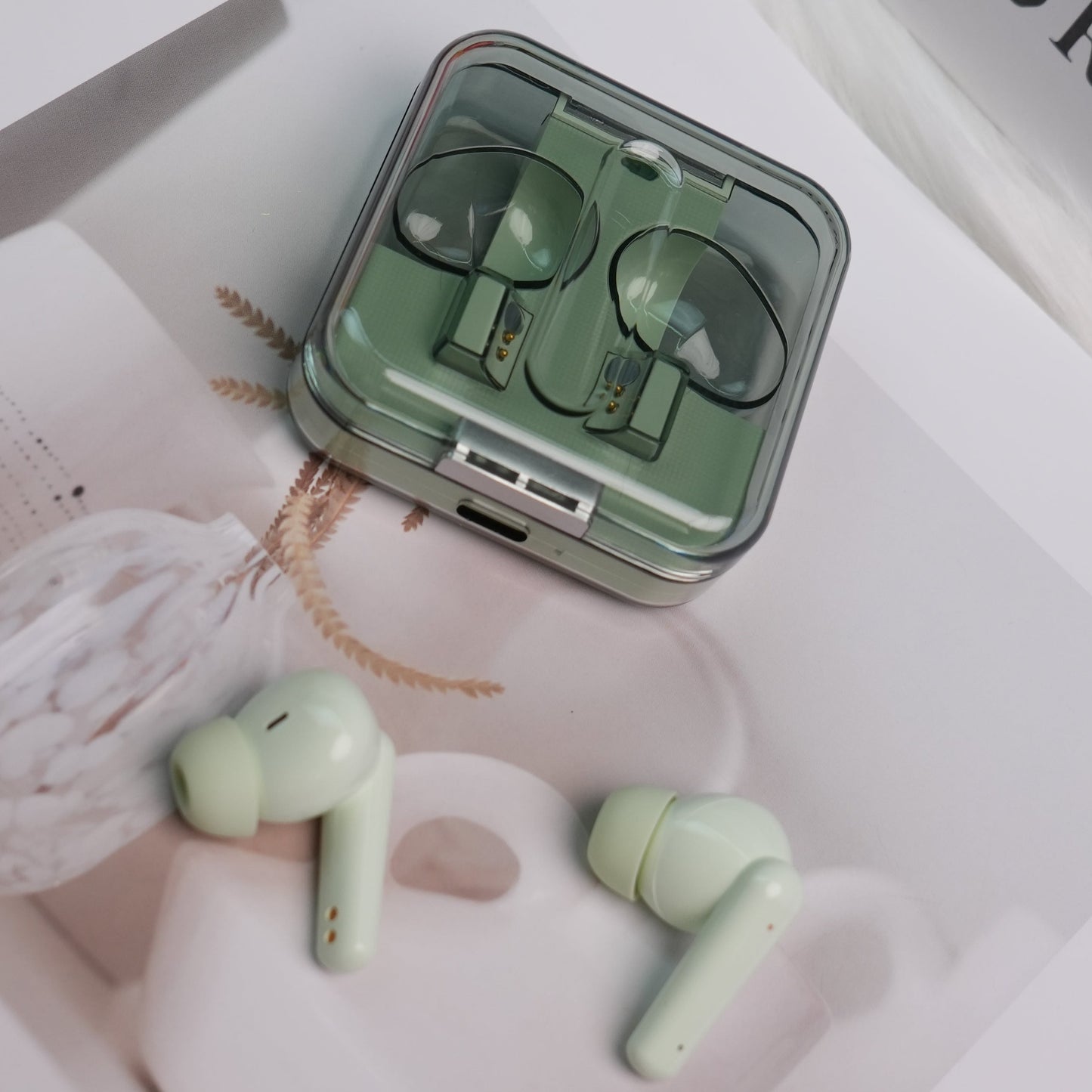 Bluetooth in-ear headphones,Immersive Premium Sound Long Distance Connection Headset with Charging Case